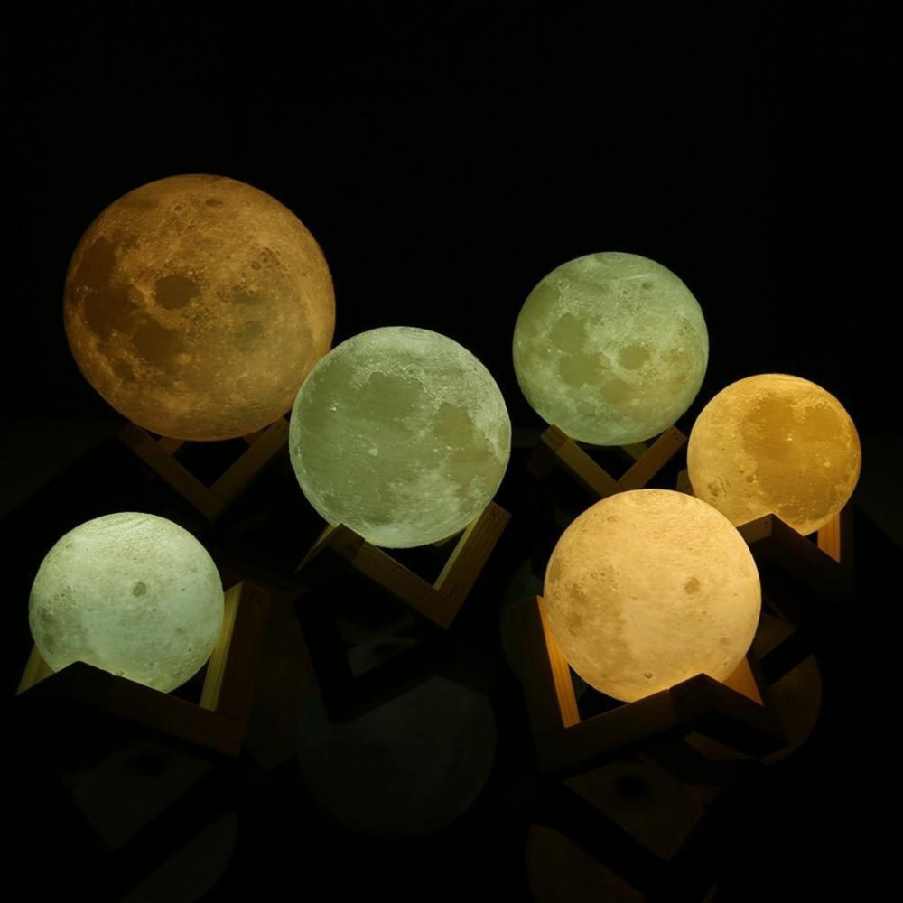 3D лампа със стойка Луна с активиране чрез почукване - 3