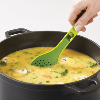 Лъжица с контейнер за подправки