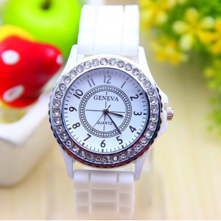 Дамски часовник Geneva с камъчета - 4