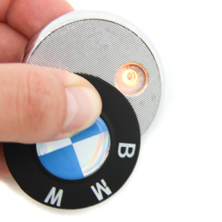 USB запалка с лого на BMW или Mercedes